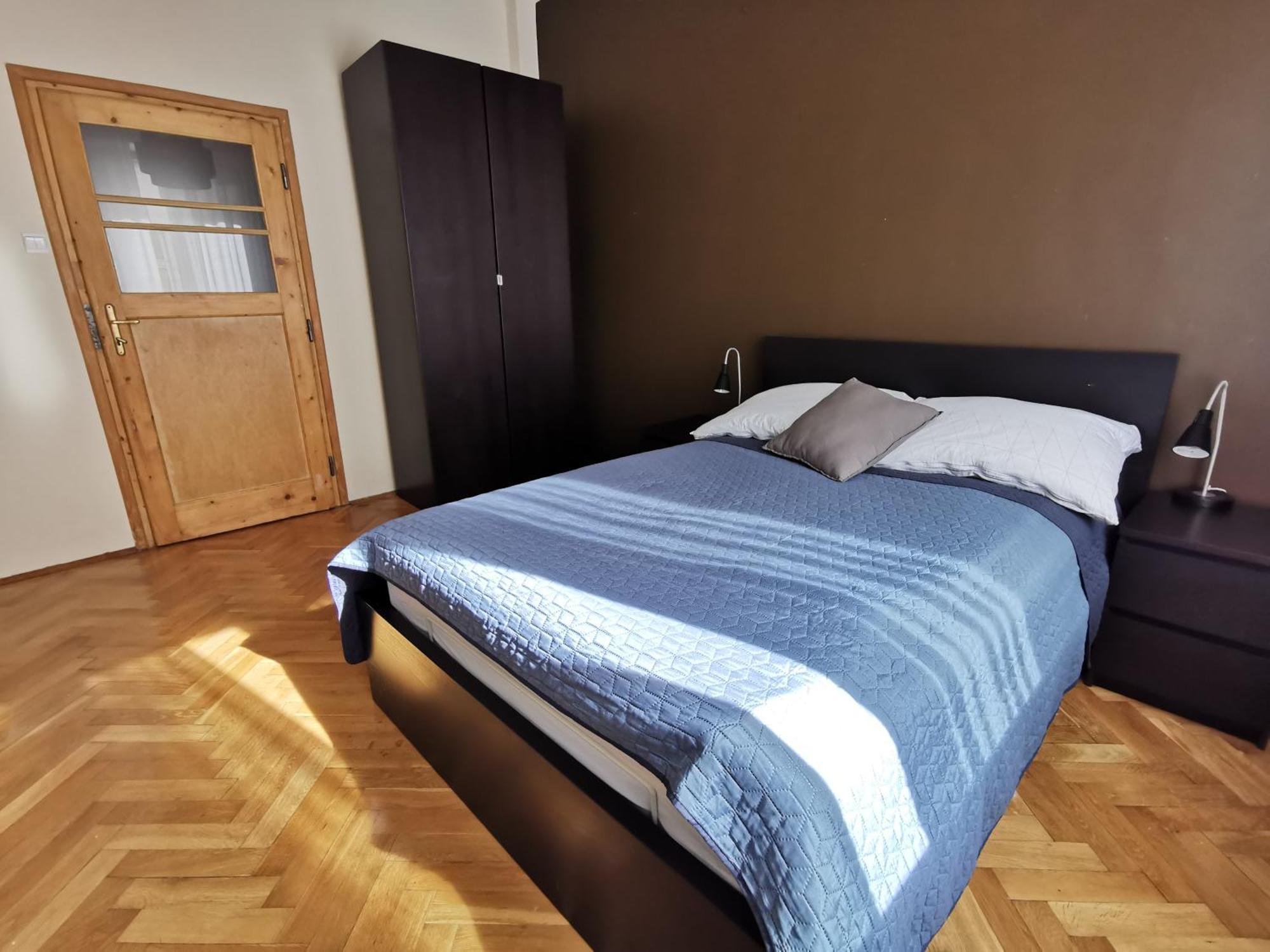 Cozy Spacious Apartment With Balcony Cracovia Exterior foto
